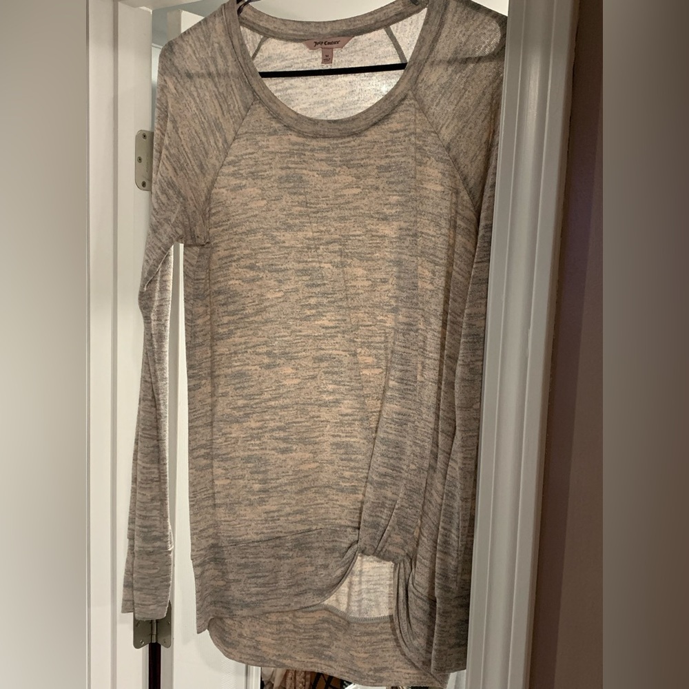 Gray long sleeve sweater